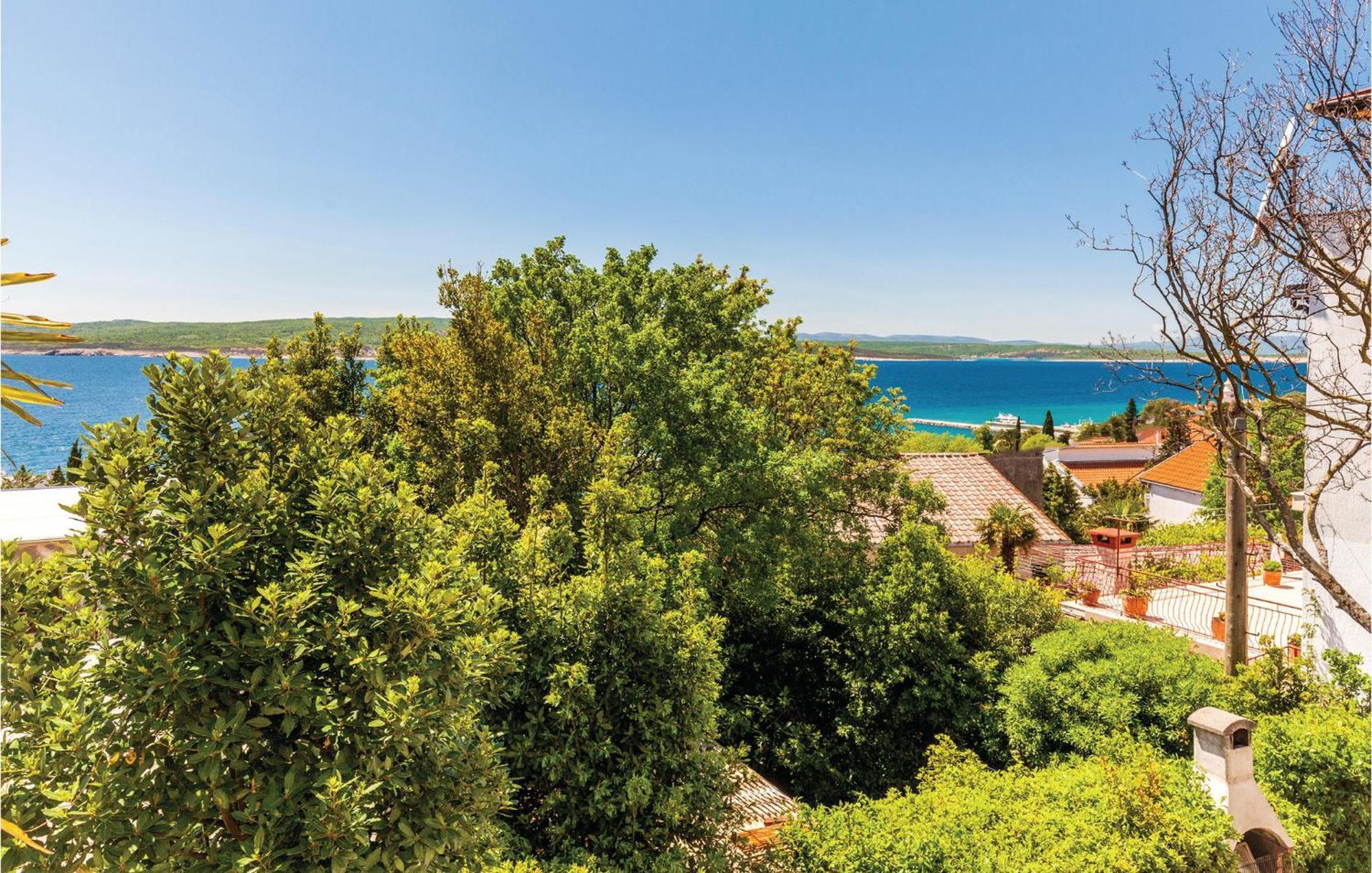 Beautiful Apartment In Crikvenica With Kitchen Kültér fotó