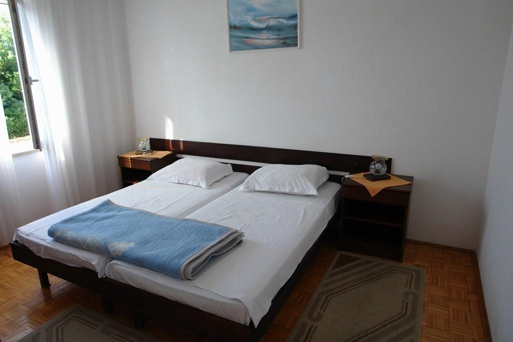 Beautiful Apartment In Crikvenica With Kitchen Szoba fotó